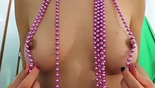 Büyüleyici inci kolye