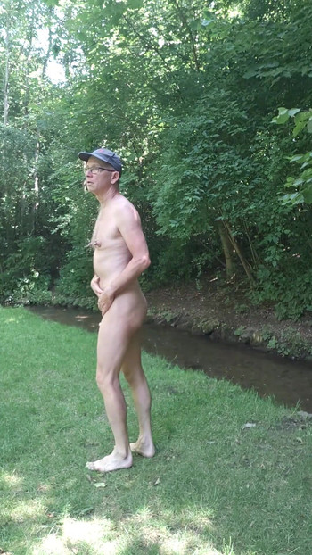 Stunning moment from "Park Slutty"