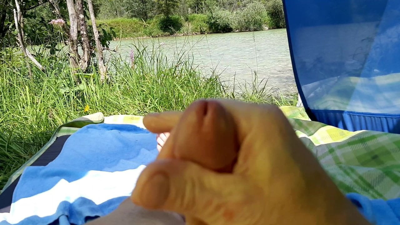 Outdoor Jerking