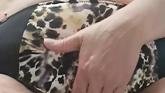 Putting My Fingers Under Her Panties, the Hole Is Very Wet and Hot