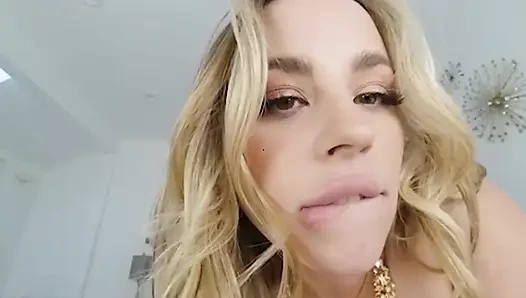 BaDoinkVR Anna Claire Clouds собирается трахать и пососать тебя, пока ты не будешь на облако, 9 часть 1