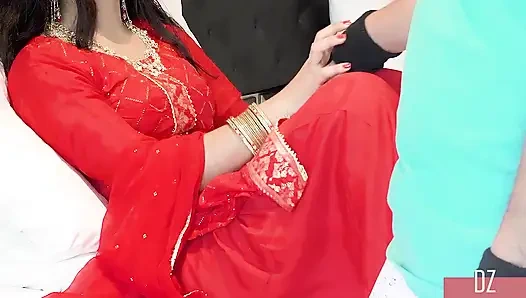 Süße Desi Bhabi Bheatte Ihren Ehemann Und Fickte Mit Ex Im Hotel