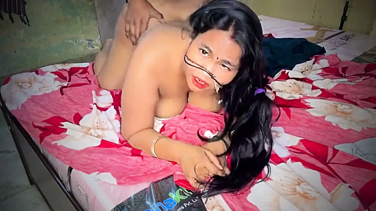 Desi housewife got hard fucked in doggy style with husband hindi video indian couple