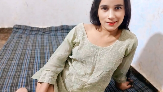 Step sister ko jabar dasti pakad ke chod diya