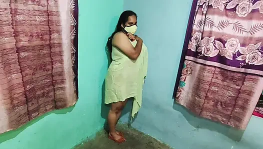 Горничная соблазняет меня как жезл