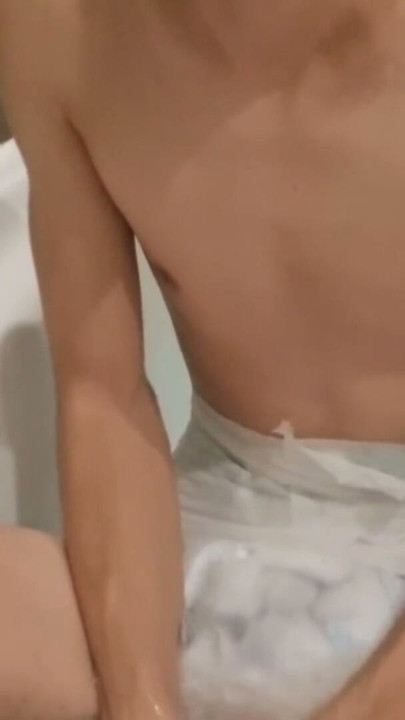 ABDL Diaper Boy Playing in The Bath | Clip 1