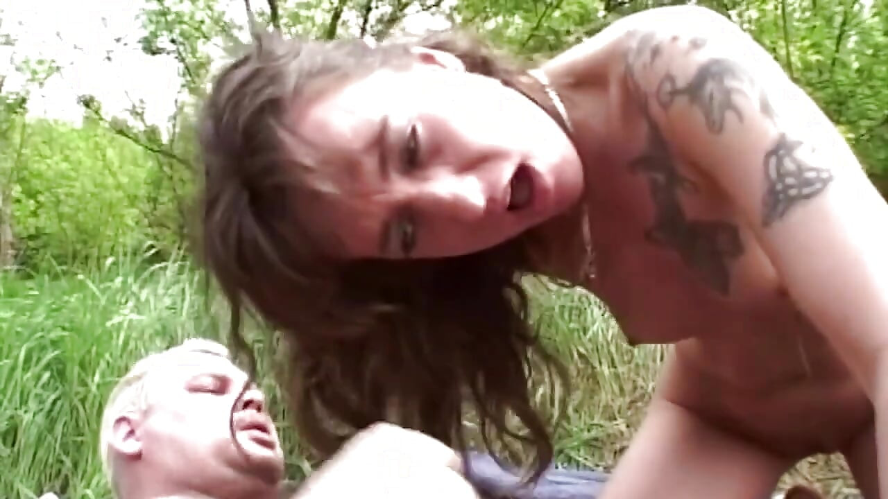 Brunette Gets Fingered and Fucked Hard Outdoors
