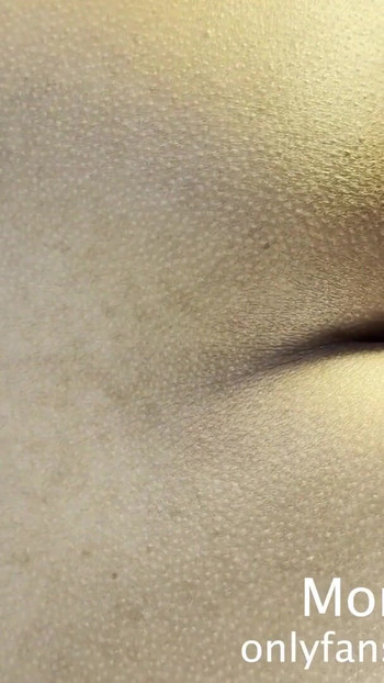 Sodomie brutale, cowgirl et pipe, footjob avec l’ami de mon mari | Clip 2