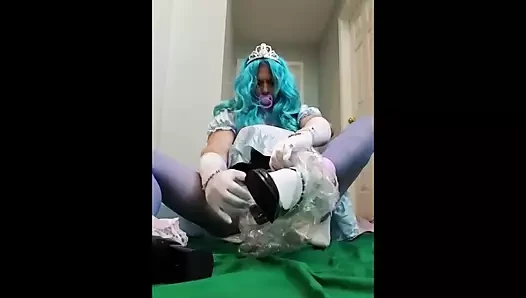 Adultbaby sissy en iyi bebek bezini alır