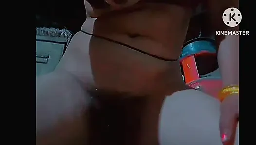 Köyün ateşli üniversiteli kızı gençliğini mastürbasyon videosu çekti.