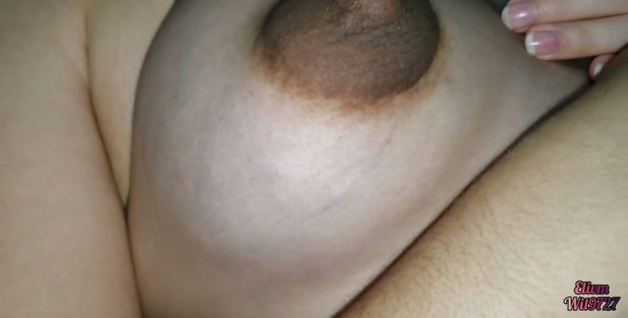 내 이복 언니를 만져