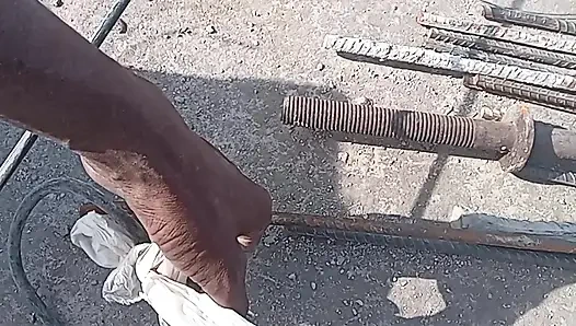 Aaj morning time mein land khada ho gaya building mein desi aunty ki sexy chudai