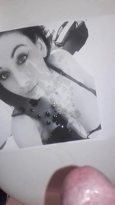 Giada Robin flash cum tribute