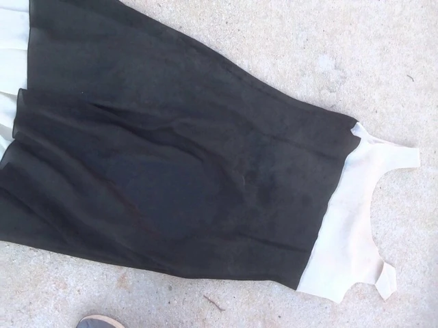 piss on black 8 dress