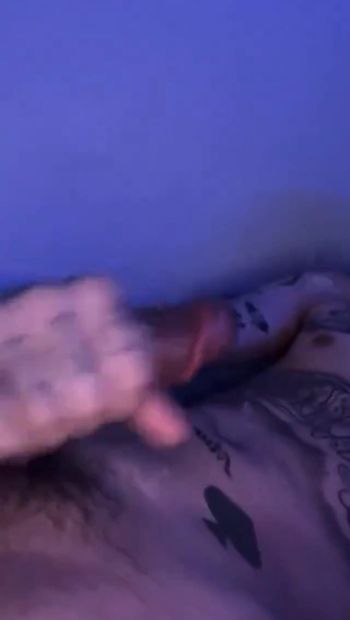 Tattooed Latino boy cums (More: OF badboysami)