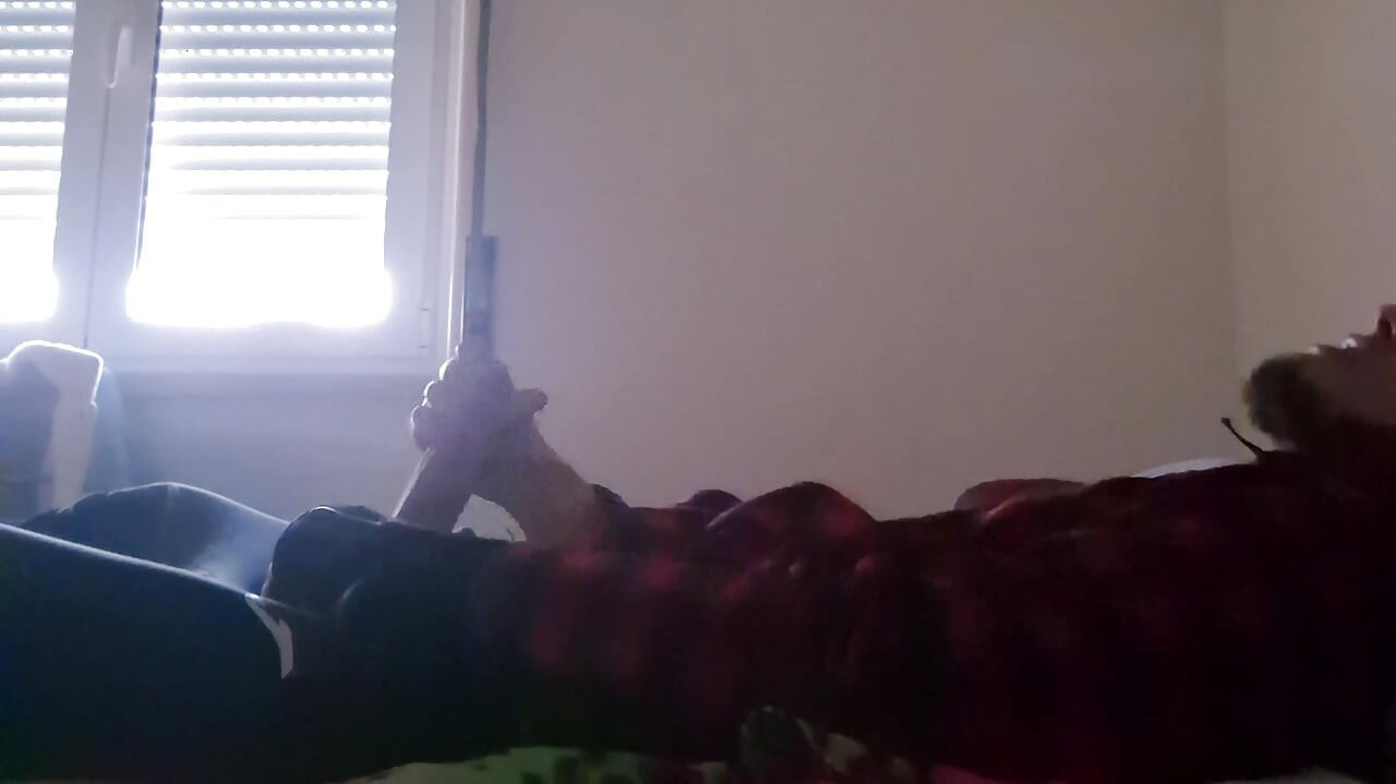 I Just Wake up and I Need to Masturbate