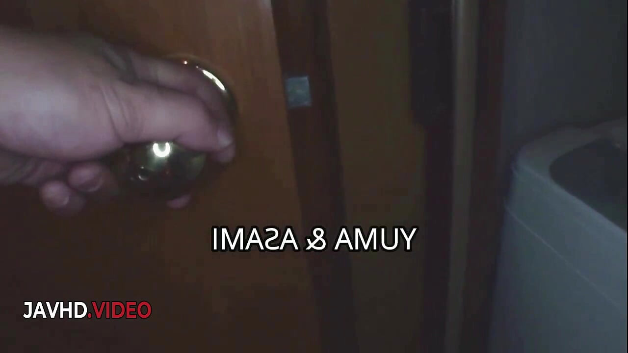 Η βαθιά απόλαυση της Yuma μέσα από αισθησιακά χτυπήματα και εγκεφαλικά επεισόδια