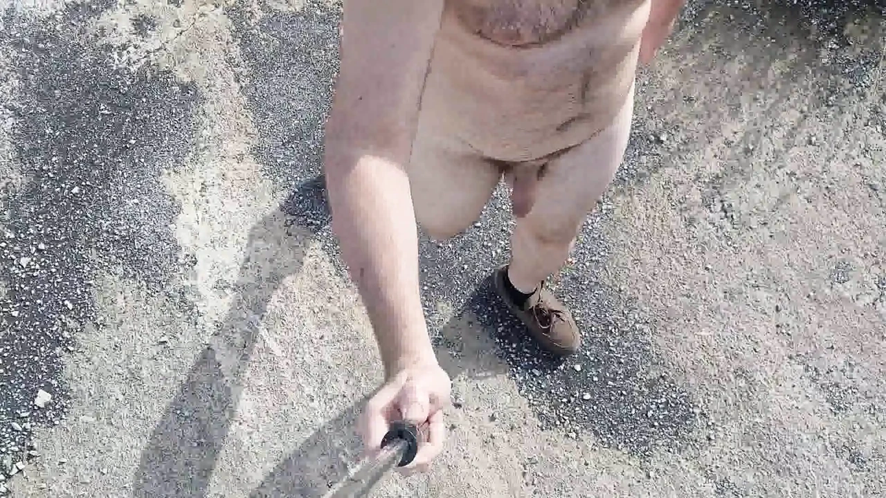 I’m all naked walking