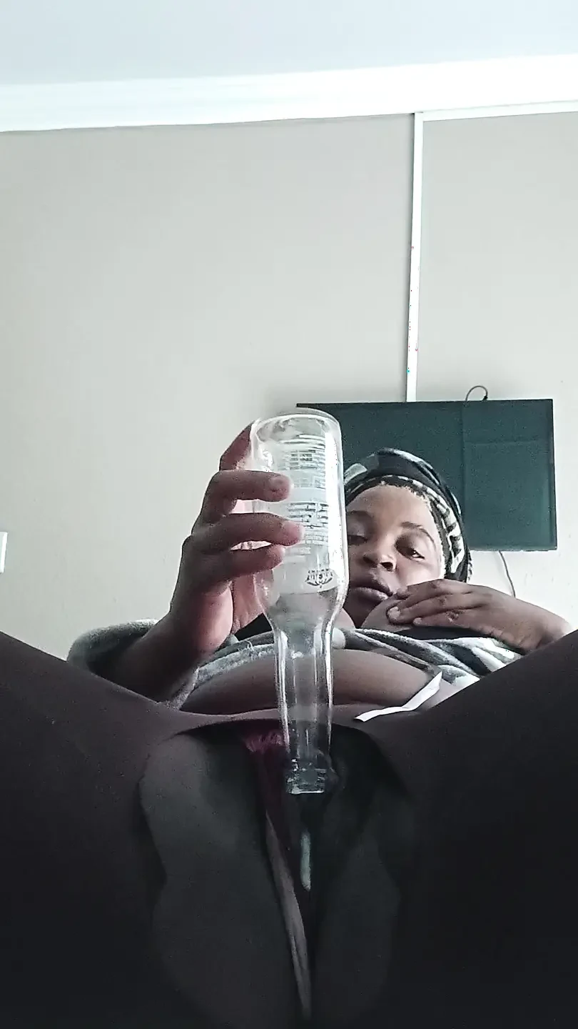 Chubby horny stepmom