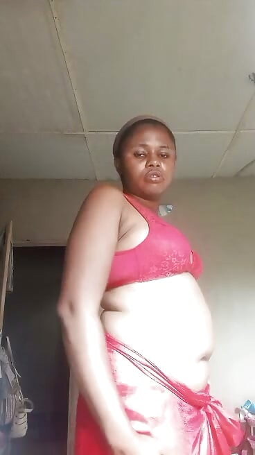 淫水直流的騷穴