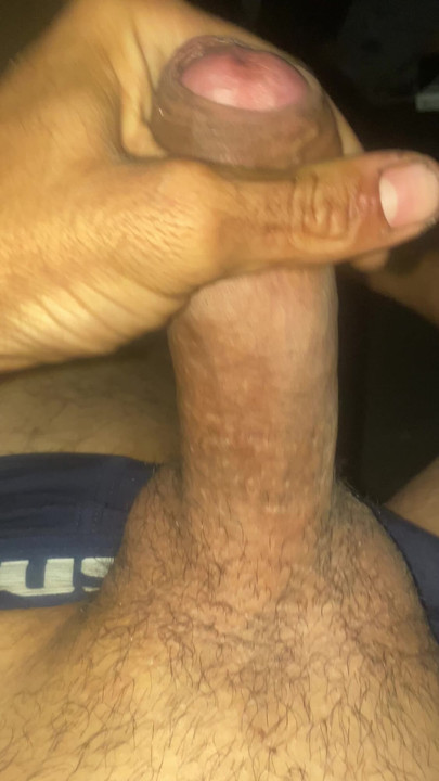 Trljam svoj veliki tvrdi rogonju