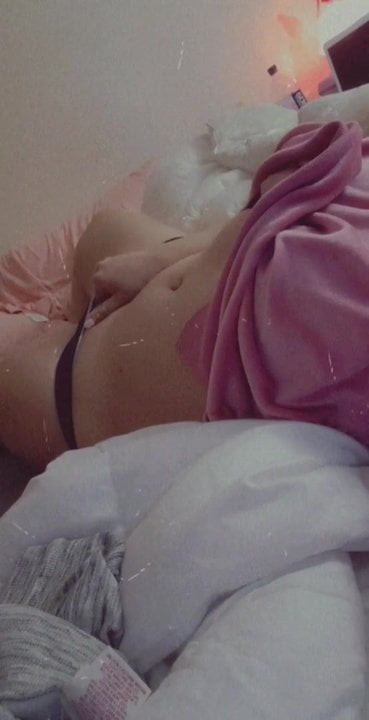 Horny latina masturbating in her boyfriend's bed