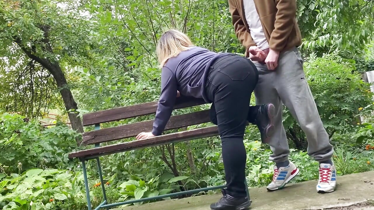 My Stepmom with a Huge Ass Lets Me Do It