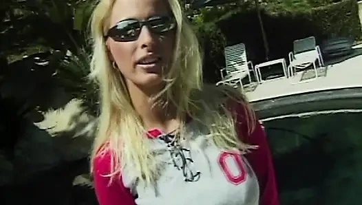 Interracial Sorority Bash - Wilde Studentinnenparty