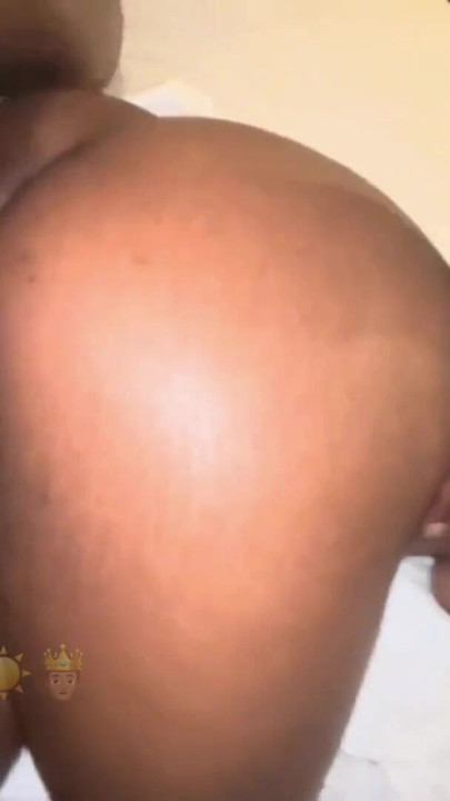 Straight face juicy big booty loves getting fucked sideways by big black cock! | Clip 1