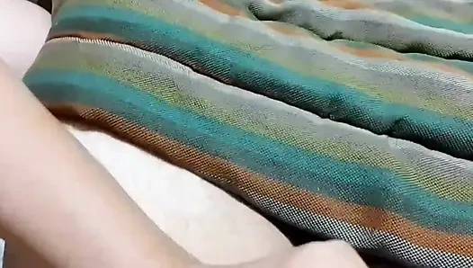 Yalnız olmaktan sıkıldım komşum beni evine davet ediyor ve bunu New York'tan yapıyoruz