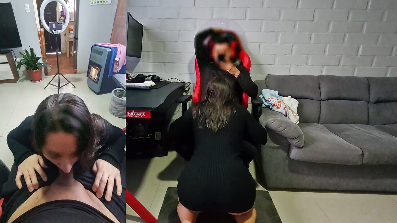 Casal na mesa