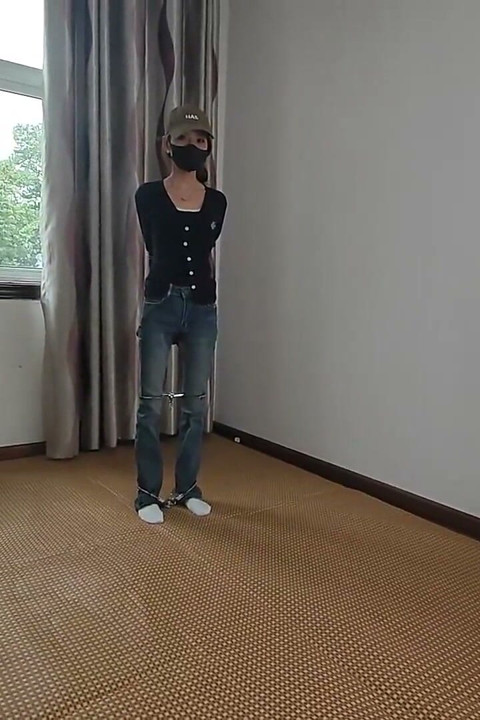My Adorable Girlfriend Tries a Super Tight European Way of Bondage