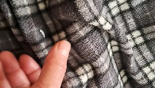 O pau do enteado está duro, pronto para ser colocado na madrasta