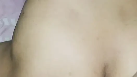 Pulen!! Uzun zamandır dul bir aygır anne