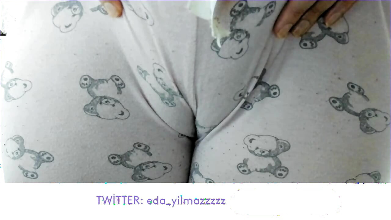 CAMELTOE- PAJAMAS- PUFFED PUSSY- SWOLLEN PUSSY