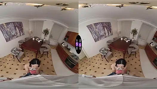 Kitchen Lust Roxy’s Spicy BJ for Her Hungry Man – TmwVRnet