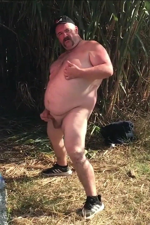 Wa Nking & Cumming at Paya Del Muertos