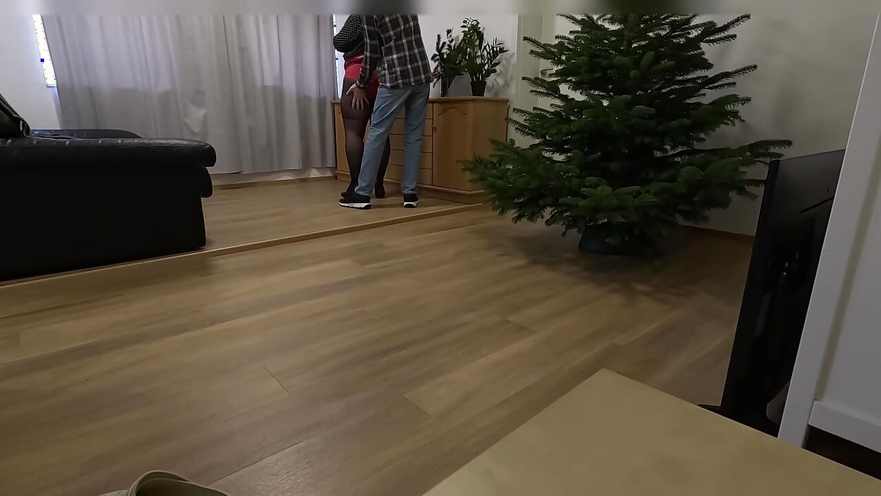 Žena je snimila kako je muž vara sa susjedom