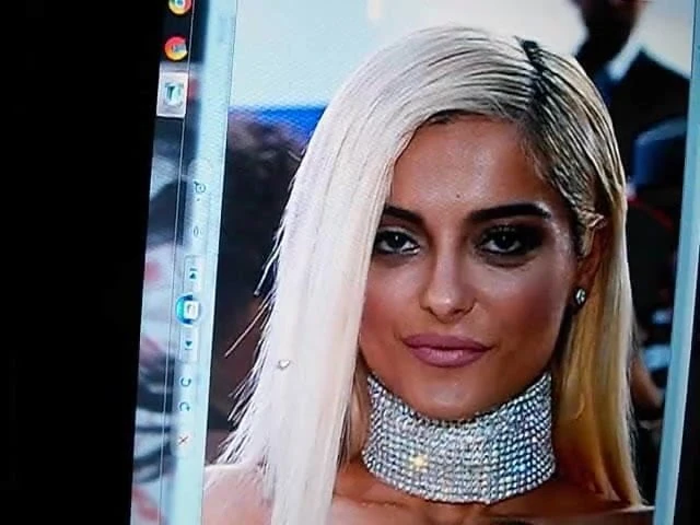 Bebe rexha cum tisztelgés
