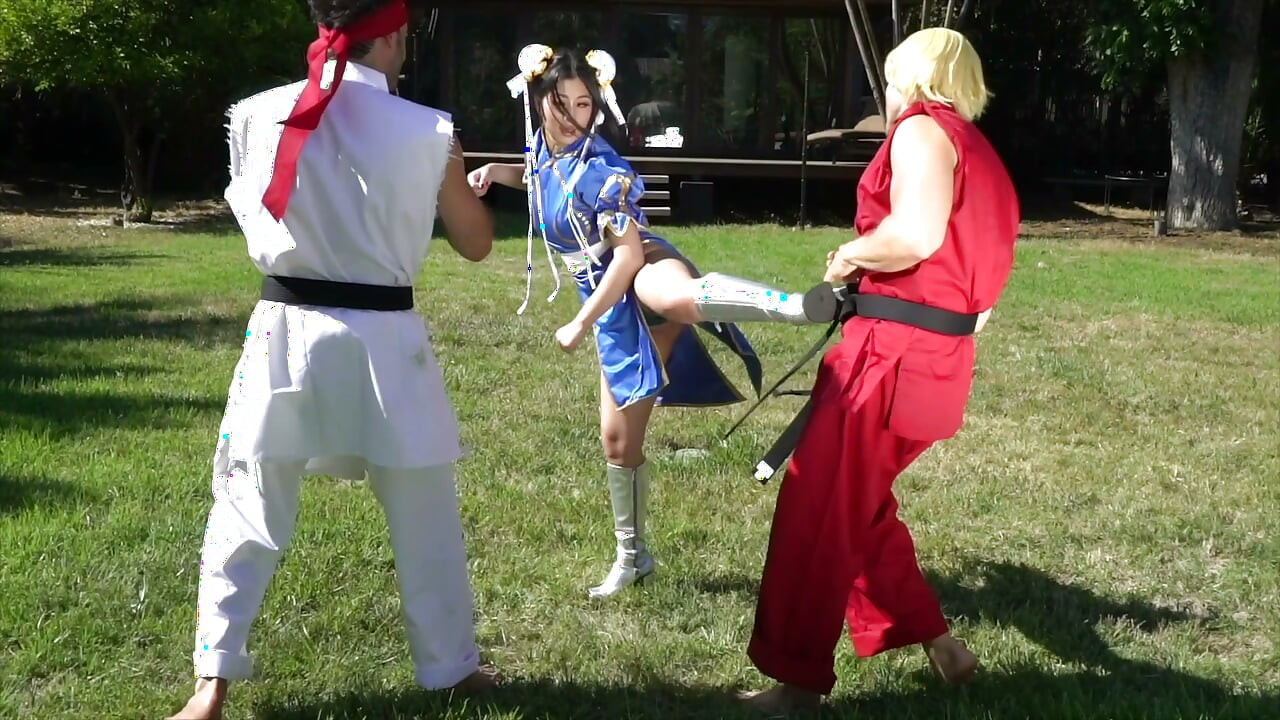 Stella Lux Takes Every Inch of Luffy & His Crew’s Hard Cocks - One Piece Porn Cosplay Parody
