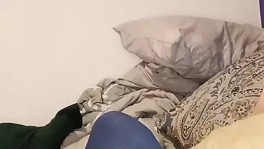 İç çamaşırlı Hlywdjay ve döl su birikintisi