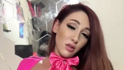 I Give You Instructions on How to Suck My Big Boobs in Italian