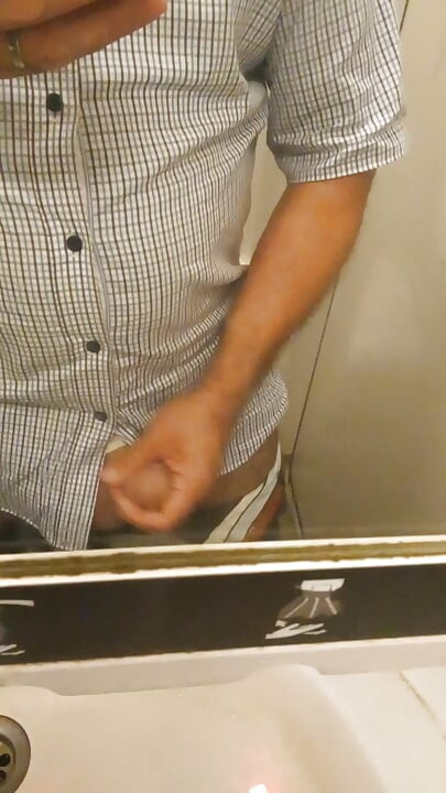Strange masturbation on the train