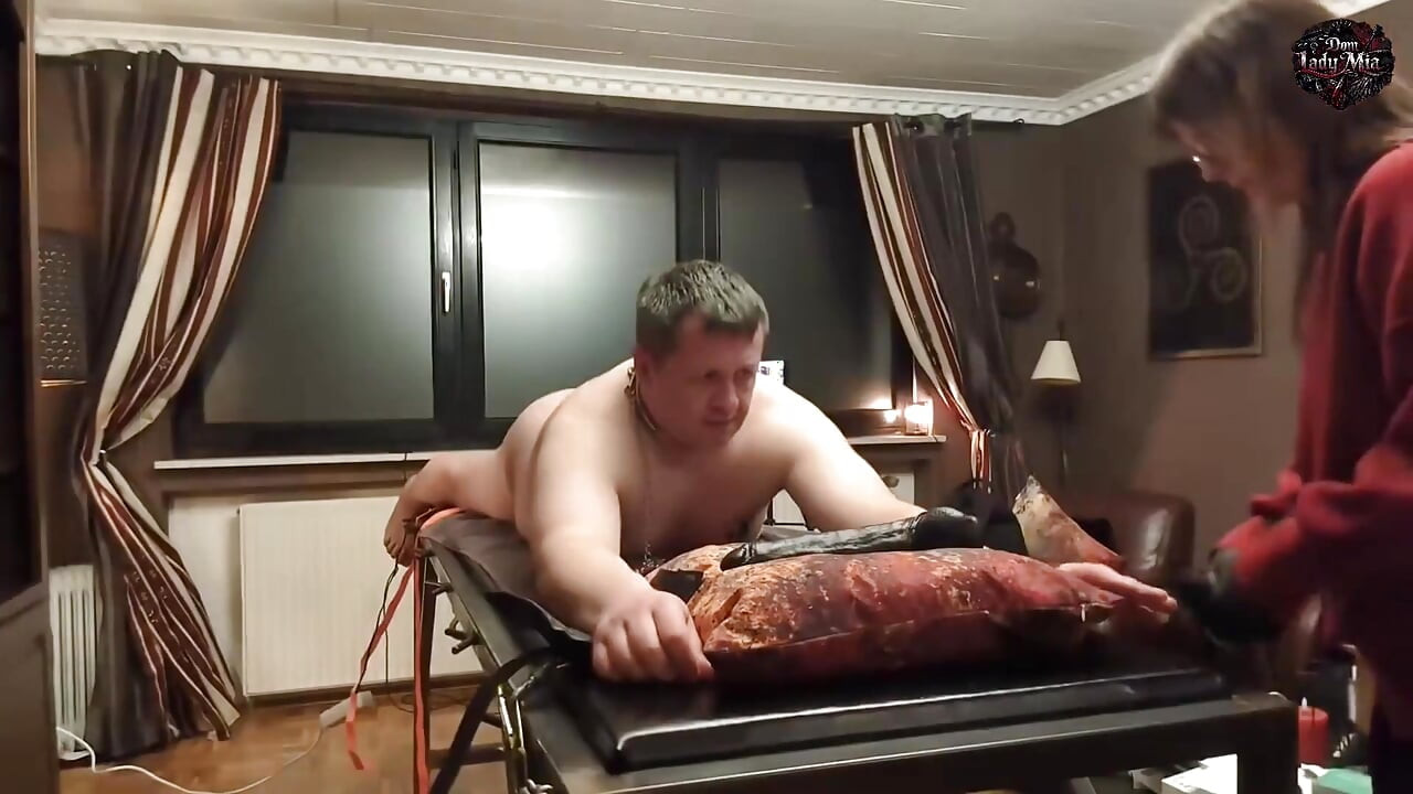Domlady Mia - Punishment of Terror for the Slave - Training: Ass Fucked with the Fucking Machine - Part 2