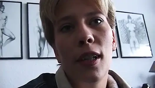 Blonde skank fingering