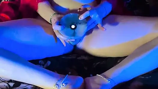 Elara und Pan haben spaß mit ihren schönen füßen!