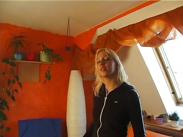 Teen blonde stripping and showing her body