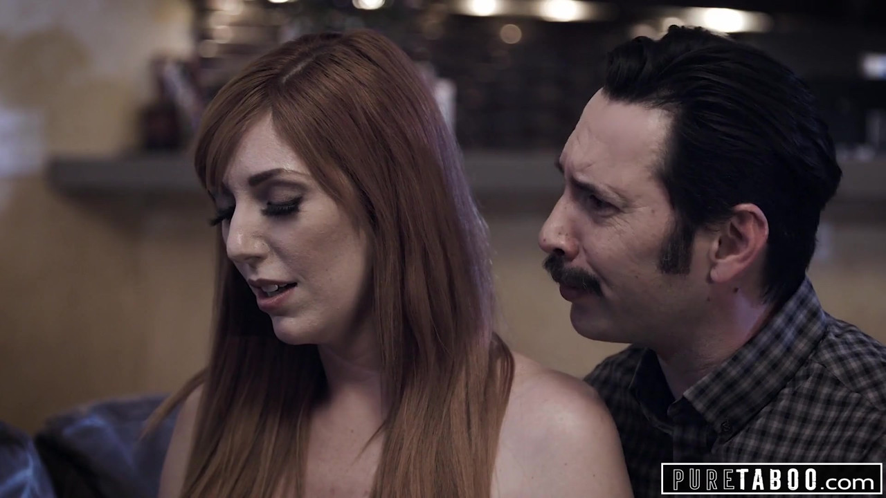 欲求不満のカップルはベビーシッターとセックスしたい