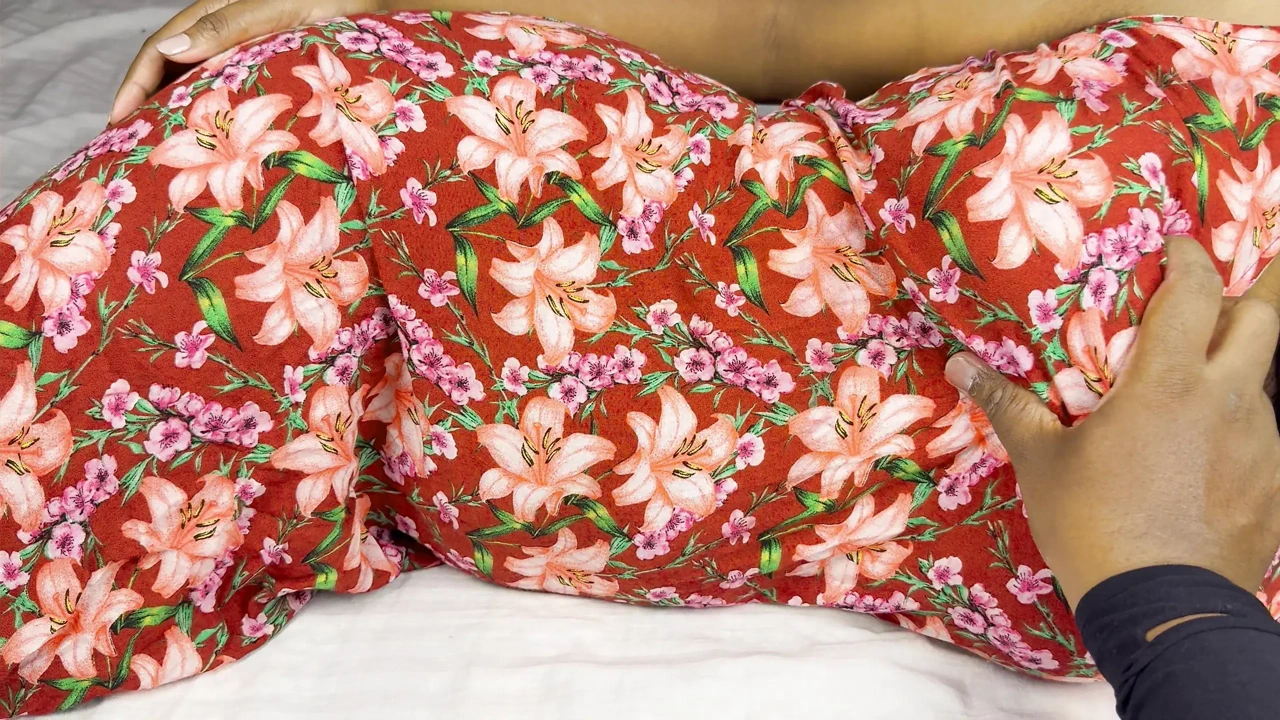 继妹被男朋友性交