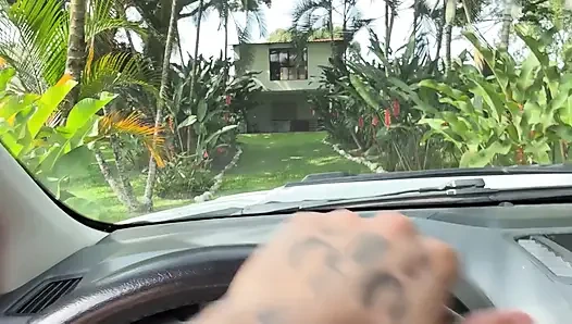 Young Colombian woman exercising on the street is invited to his house by a stranger!